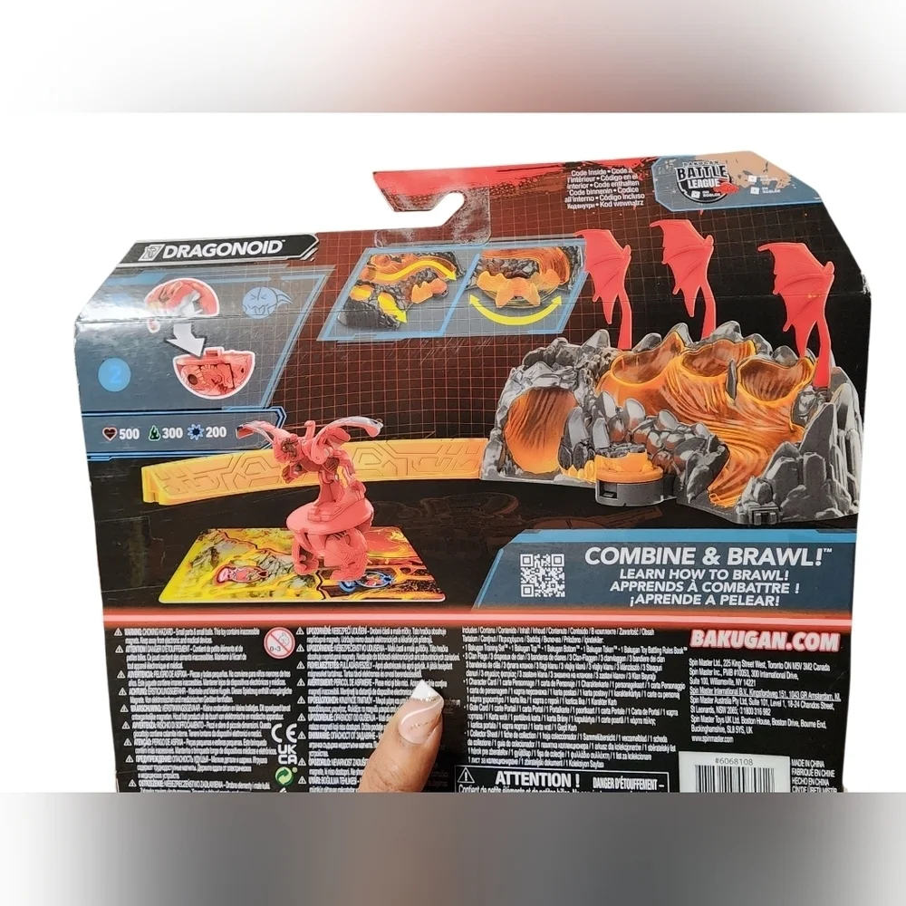 Bakugan Training Set with Titanium Dragonoid, Dragon Clan Themed
